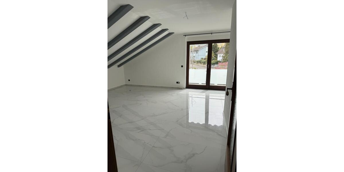 Dachgeschoßwohnung Michelstadt - 2 Zimmer, 55 m&sup2;, 750&euro; | Angebot:26098845