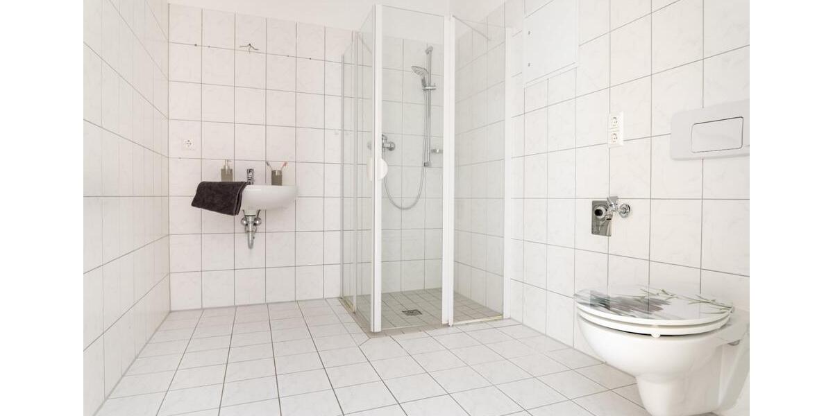 Erdgeschoßwohnung Calbe (Saale) - 2 Zimmer, 43 m&sup2;, 300&euro; | Angebot:10794173