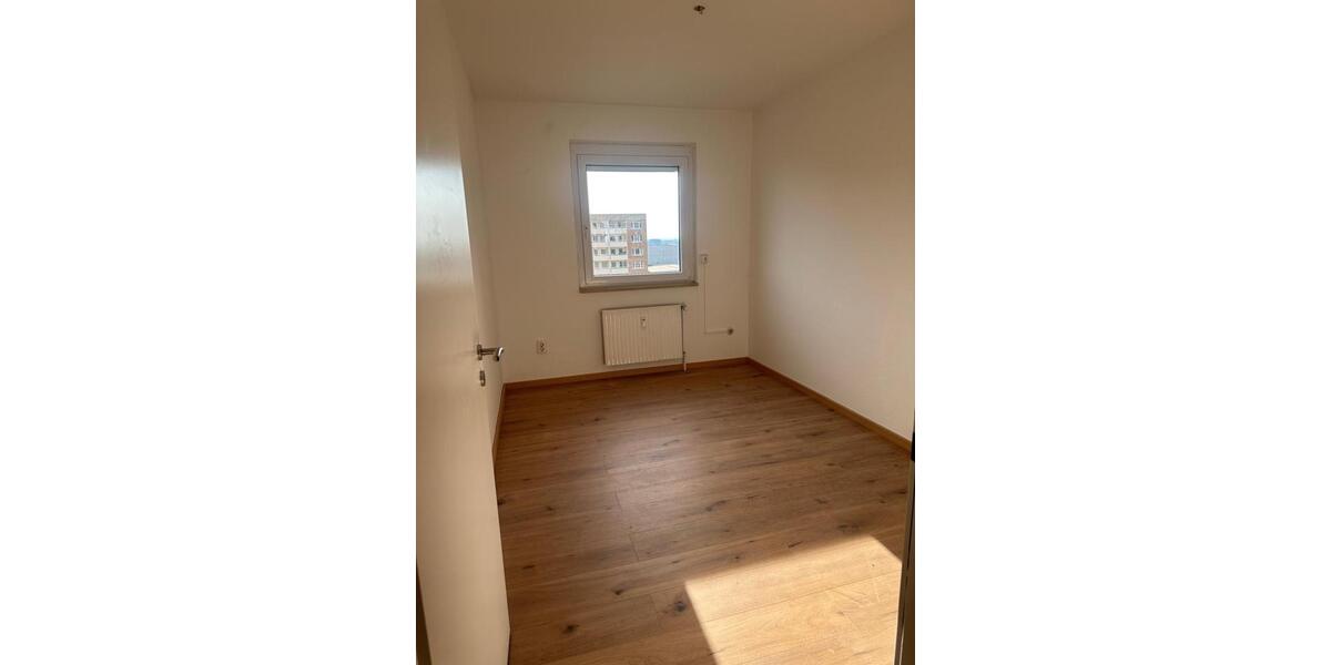 Etagenwohnung Bensheim - 3 Zimmer, 94 m&sup2;, 1.600&euro; | Angebot:26020918