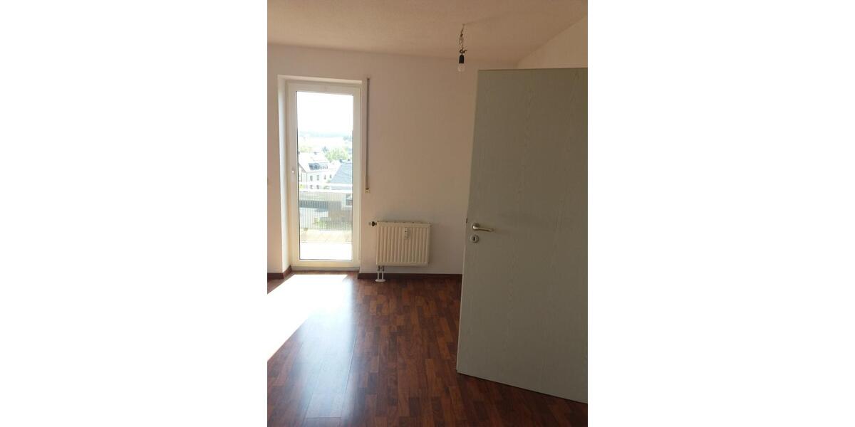 Dachgeschoßwohnung Crottendorf - 2 Zimmer, 51 m&sup2;, 310&euro; | Angebot:26006948