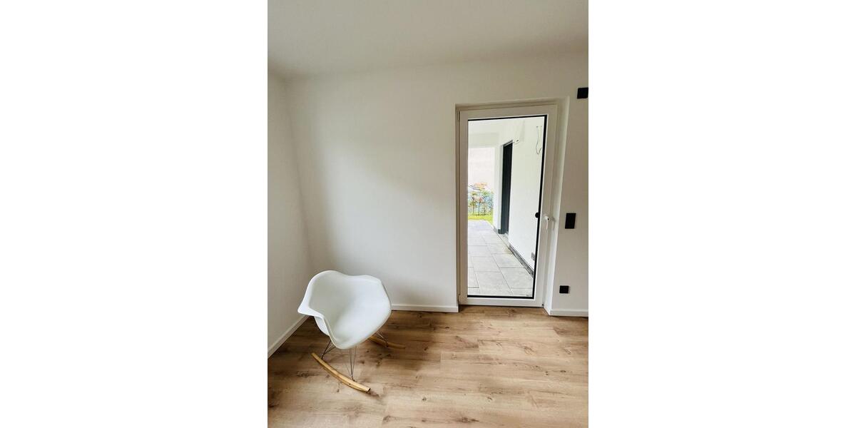 Würdinghausen: Exklusive Whg. mit Loggia und Fahrstuhl WARM zu vermieten! 2 zimmer