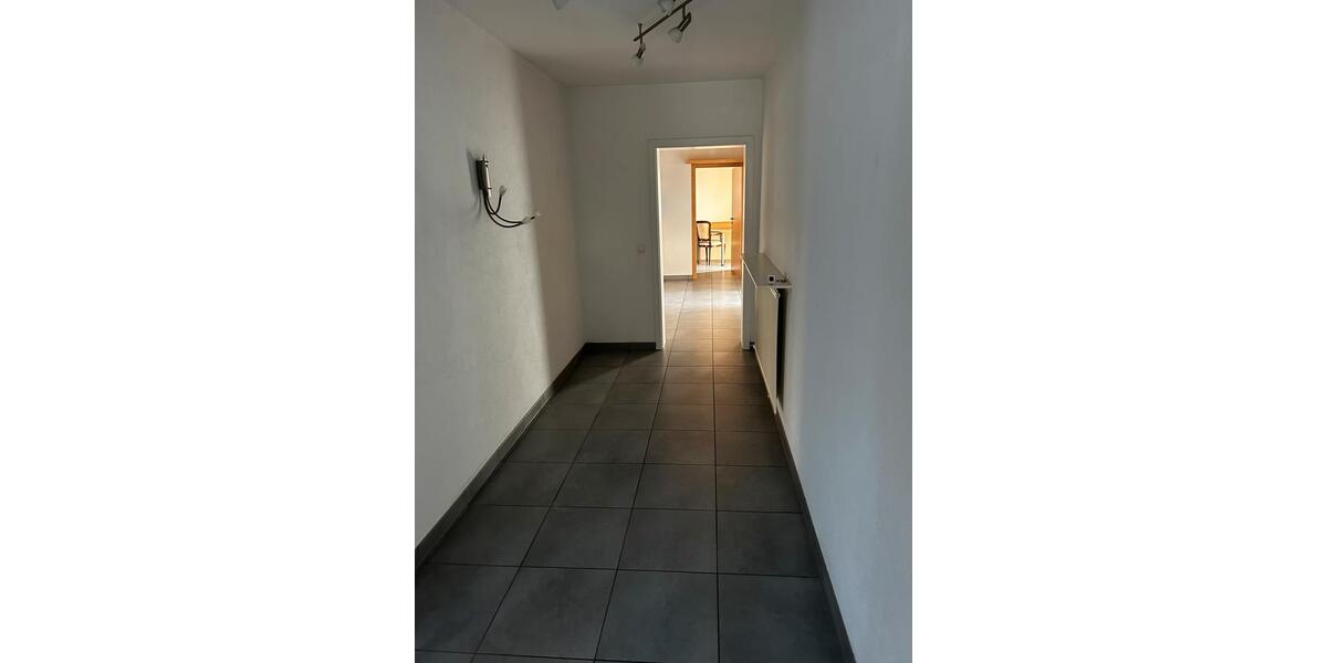 Erdgeschoßwohnung Marktheidenfeld - 4 Zimmer, 107 m&sup2;, 1.080&euro; | Angebot:25609658
