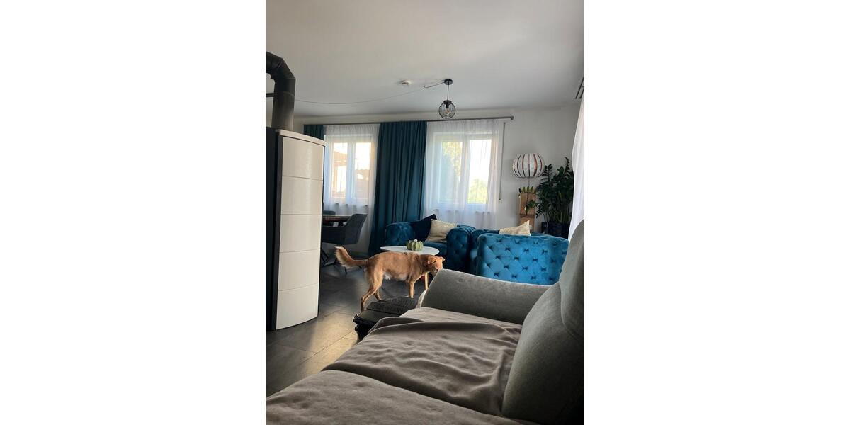 Etagenwohnung Deggendorf - 4 Zimmer, 115 m&sup2;, 600&euro; | Angebot:24650692