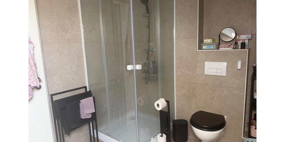 Dachgeschoßwohnung Rüsselsheim am Main - 3 Zimmer, 101 m&sup2;, 1.500&euro; | Angebot:26429896