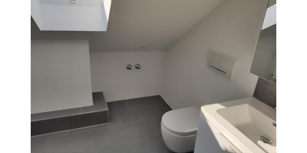 Dachgeschoßwohnung Kahl am Main - 2 Zimmer, 60 m&sup2;, 700&euro; | Angebot:24826309