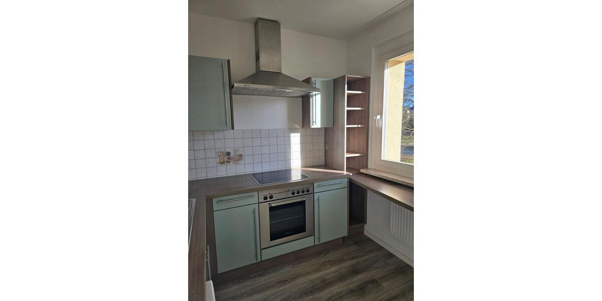 Perfekte 3 -Raumwohnung mit Dusche + Balkon + Einbauküche! 3 zimmer