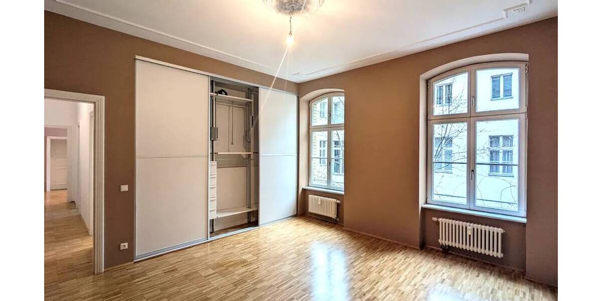 Etagenwohnung Berlin Mitte - 5 Zimmer, 147 m&sup2;, 3.529&euro; | Angebot:26718058