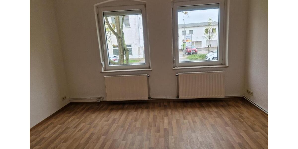 Erdgeschoßwohnung Schönebeck (Elbe) - 3 Zimmer, 62 m&sup2;, 375&euro; | Angebot:24749372