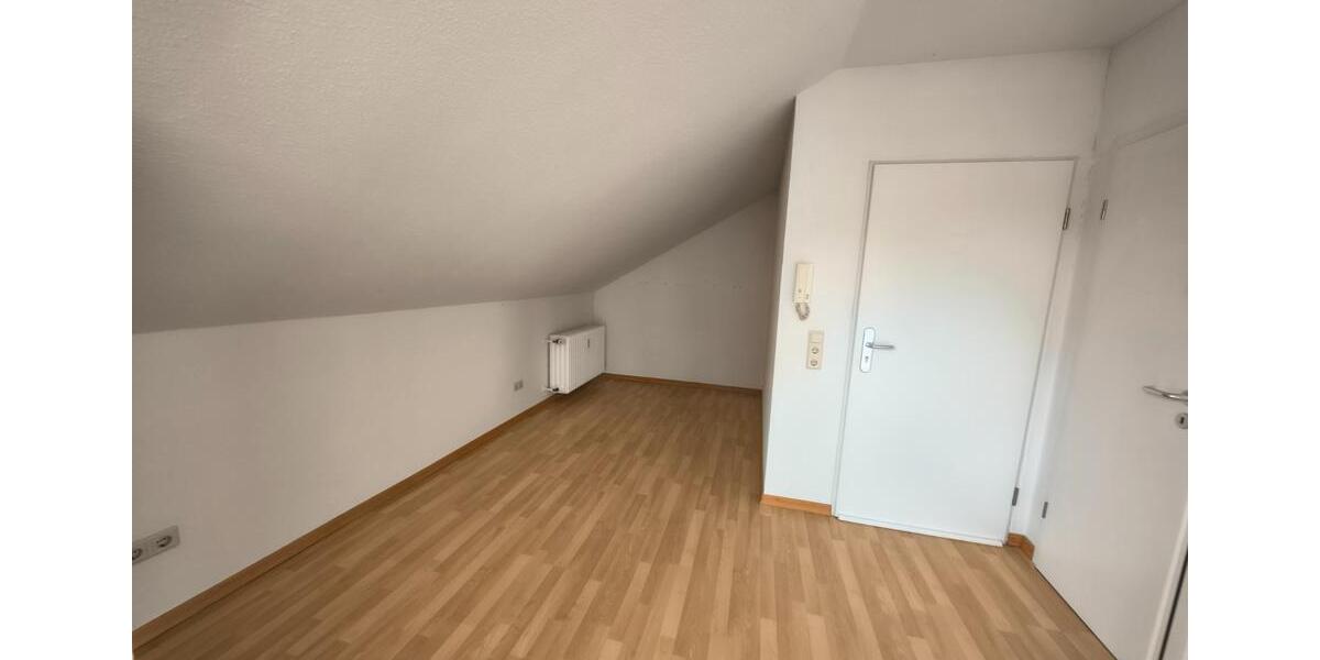 Dachgeschoßwohnung Hennef (Sieg) - 1.5 Zimmer, 55 m&sup2;, 610&euro; | Angebot:26581493