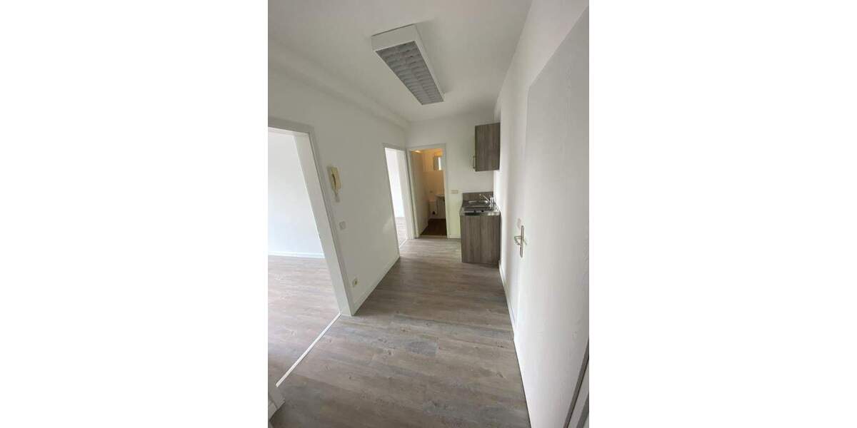 Etagenwohnung Mittweida - 2 Zimmer, 45 m&sup2;, 360&euro; | Angebot:25681883