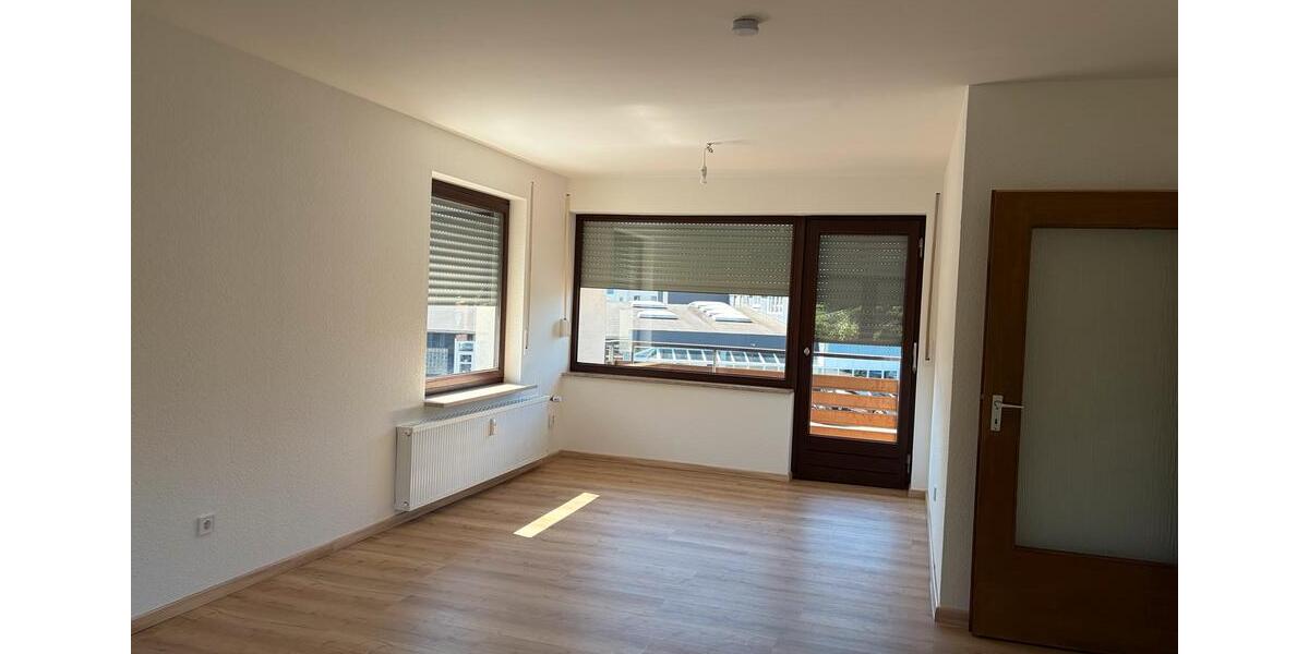 Etagenwohnung Holzminden - 3 Zimmer, 78 m&sup2;, 835&euro; | Angebot:26690122