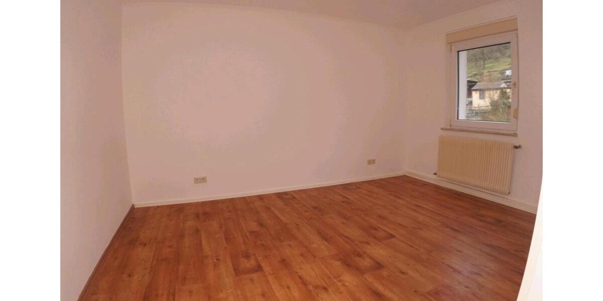 Etagenwohnung Ochsenfurt - 3 Zimmer, 68 m&sup2;, 510&euro; | Angebot:24687100