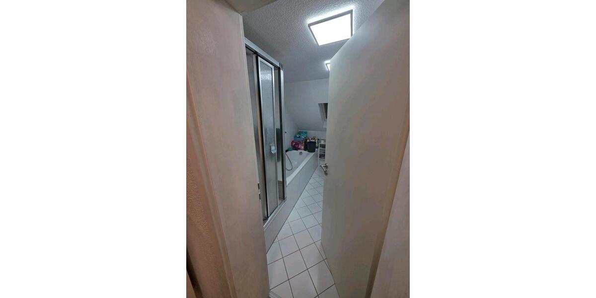 Dachgeschoßwohnung Gütersloh - 2 Zimmer, 50 m&sup2;, 650&euro; | Angebot:26531280