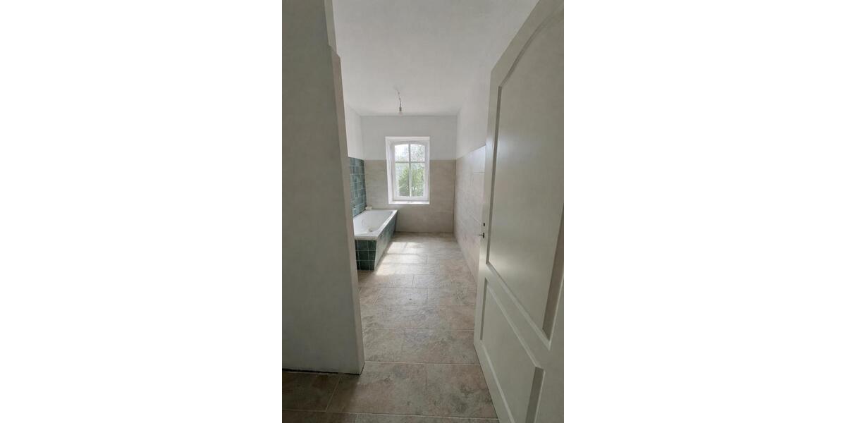 Etagenwohnung Rüdersdorf bei Berlin - 3 Zimmer, 95 m&sup2;, 1.500&euro; | Angebot:26677797