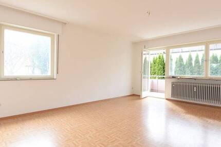 +++ Für 2 Personen & absolute NR - großzügig & bequem - Bad mit Fenster - West-Balkon - Garage - EBK-Übernahme möglic... 3 zimmer