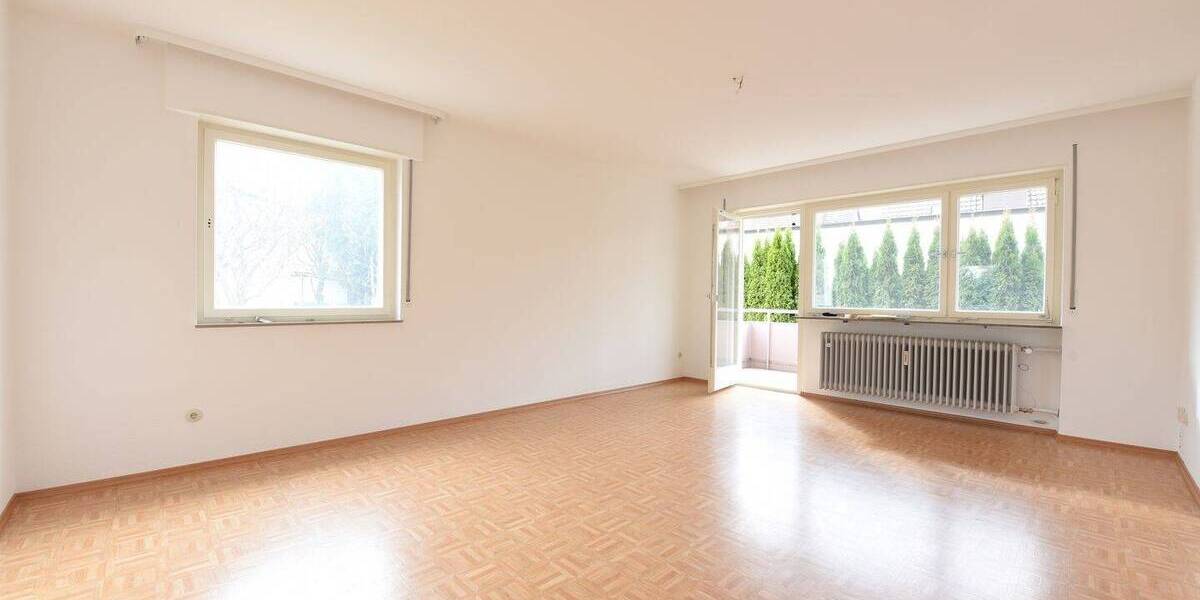 +++ Für 2 Personen & absolute NR - großzügig & bequem - Bad mit Fenster - West-Balkon - Garage - EBK-Übernahme möglic... 3 zimmer