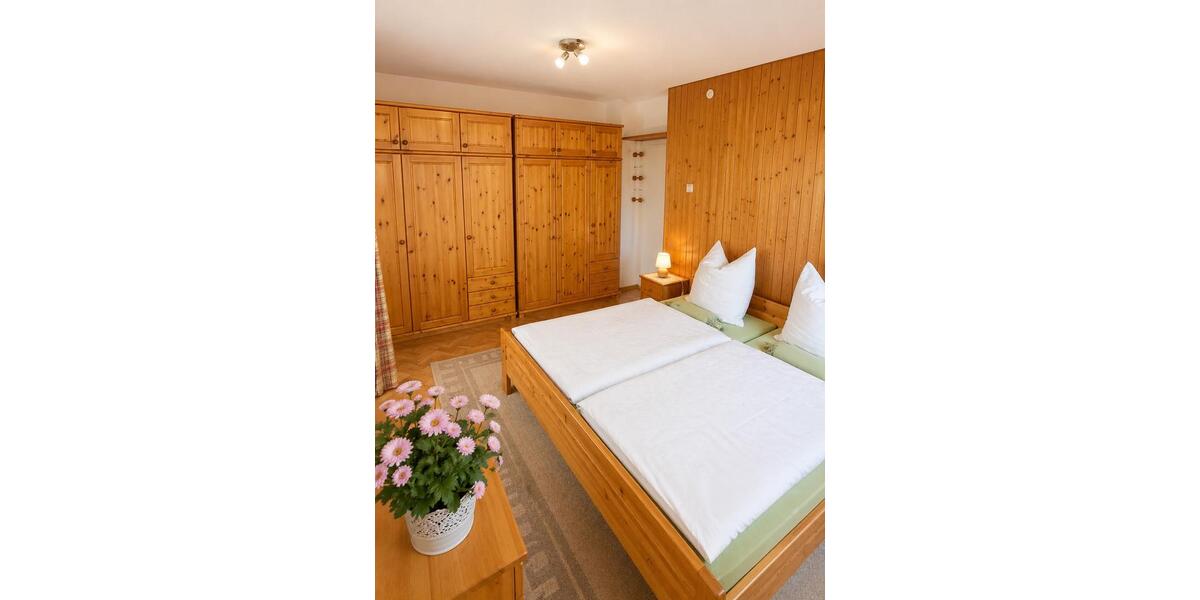 Etagenwohnung Dillingen an der Donau - 2 Zimmer, 63 m&sup2;, 1.000&euro; | Angebot:26341984