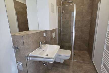 Wohnung Crimmitschau - 4 Zimmer, 122 m&sup2;, 1.037&euro; | Angebot:27352040