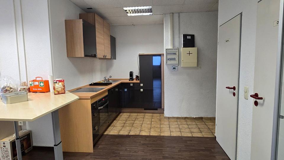 Gewerbeobjekt Rosbach vor der Höhe - 1.220&euro; | Angebot:23811262