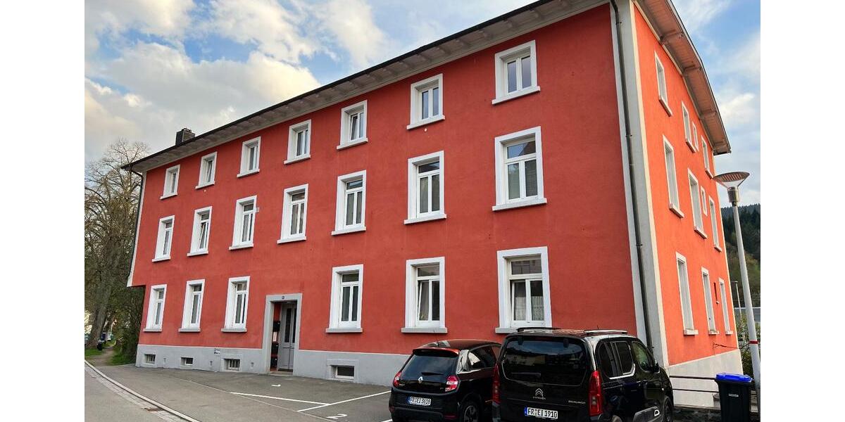 Etagenwohnung Titisee-Neustadt Neustadt - 5 Zimmer, 135 m&sup2;, 1.200&euro; | Angebot:26532904