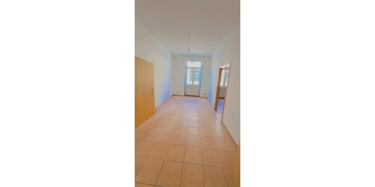 Erdgeschoßwohnung Saarbrücken Dudweiler - 4 Zimmer, 110 m&sup2;, 850&euro; | Angebot:25984168