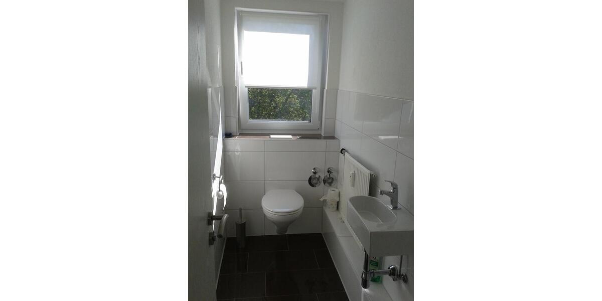 Dachgeschoßwohnung Villingen-Schwenningen Schwenningen - 3 Zimmer, 85 m&sup2;, 780&euro; | Angebot:25932445