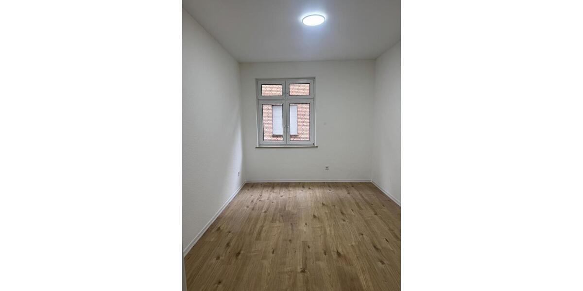 Erdgeschoßwohnung Delmenhorst Deichhorst - 5 Zimmer, 139 m&sup2;, 1.500&euro; | Angebot:24864753