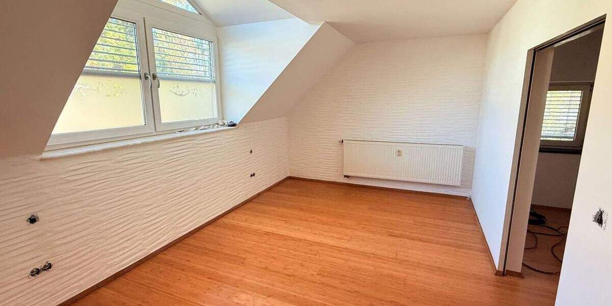 ** Großzügige Maisonette mit Gartenanteil in sonniger, gehobener Lage ** 3 zimmer