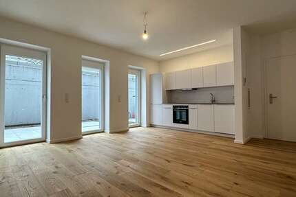 Wohnung Stuttgart Stuttgart-West - 2 Zimmer, 105 m&sup2;, 1.730&euro; | Angebot:27284619