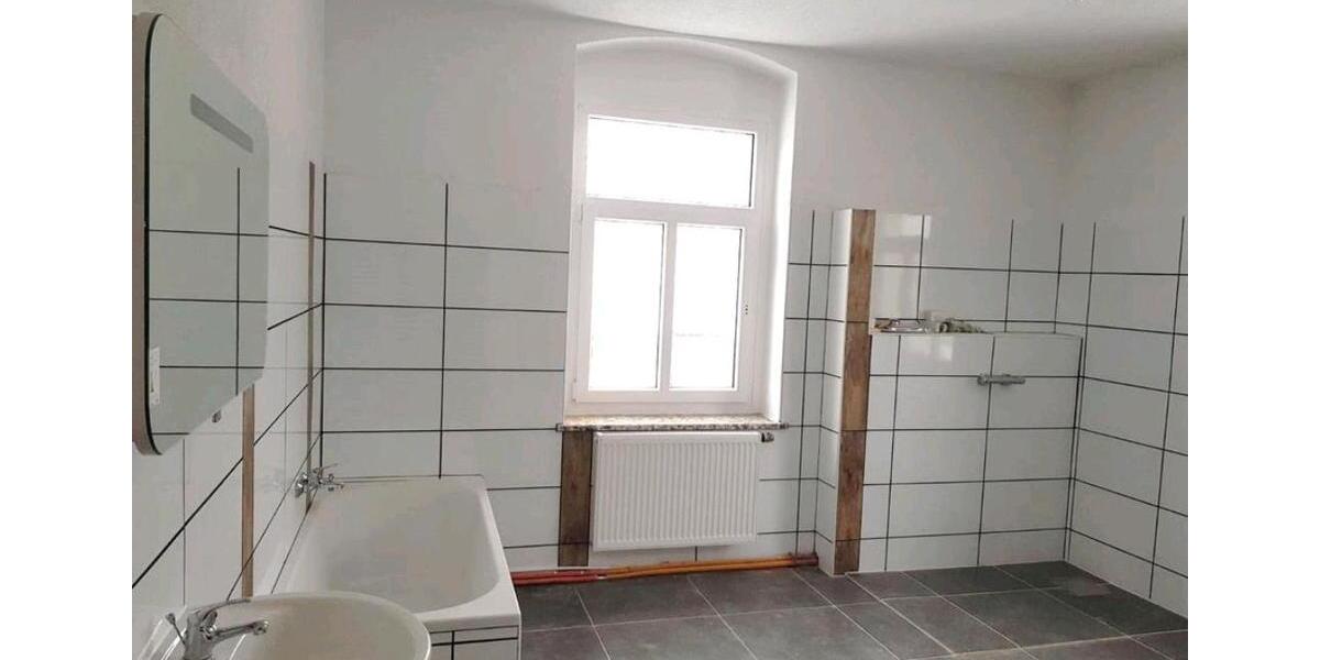 Etagenwohnung Neustadt in Sachsen - 5 Zimmer, 160 m&sup2;, 960&euro; | Angebot:26445148