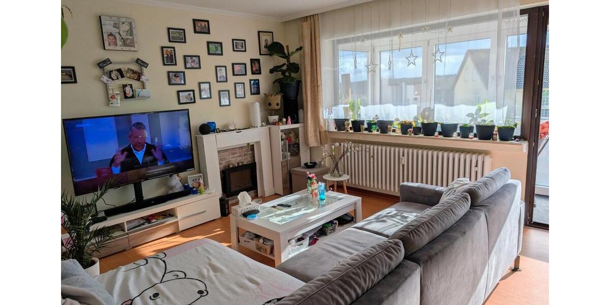 Etagenwohnung Oerlenbach - 3 Zimmer, 65 m&sup2;, 480&euro; | Angebot:25987737