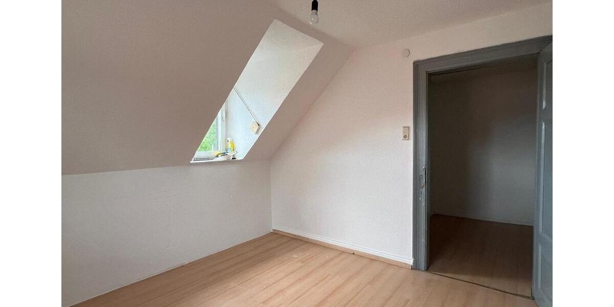 Dachgeschoßwohnung Lollar - 1 Zimmer, 25 m&sup2;, 460&euro; | Angebot:26266480
