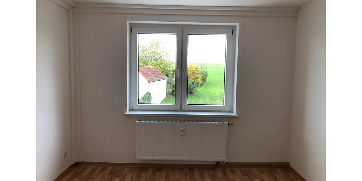 Etagenwohnung Querfurt - 3 Zimmer, 58 m&sup2;, 350&euro; | Angebot:25919974