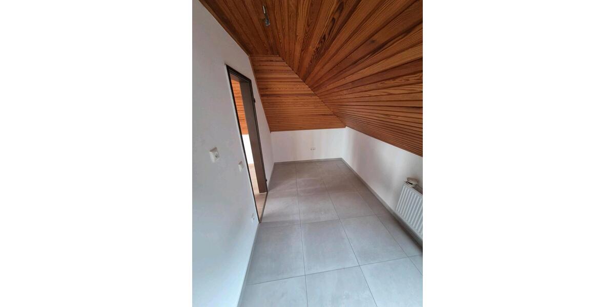 Dachgeschoßwohnung Kiel Meimersdorf - 2 Zimmer, 70 m&sup2;, 1.020&euro; | Angebot:25405786