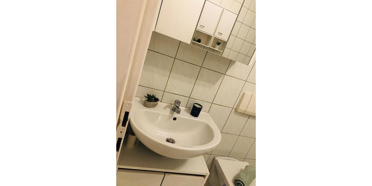 Erdgeschoßwohnung Tuttlingen - 2 Zimmer, 37 m&sup2;, 200&euro; | Angebot:26611939
