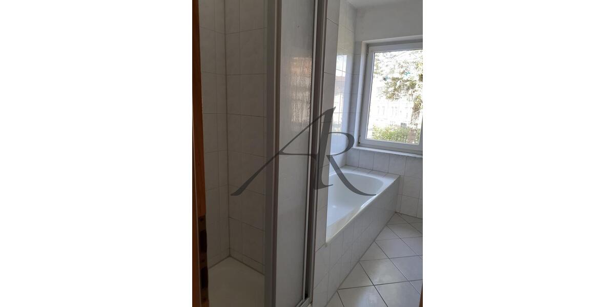 Etagenwohnung Stendal - 2 Zimmer, 63 m&sup2;, 540&euro; | Angebot:26423861
