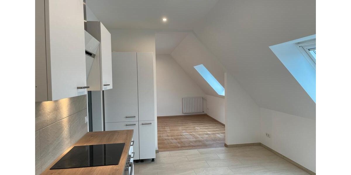 Dachgeschoßwohnung Wolfsburg Alt-Wolfsburg - 2.5 Zimmer, 54 m&sup2;, 594&euro; | Angebot:25753976