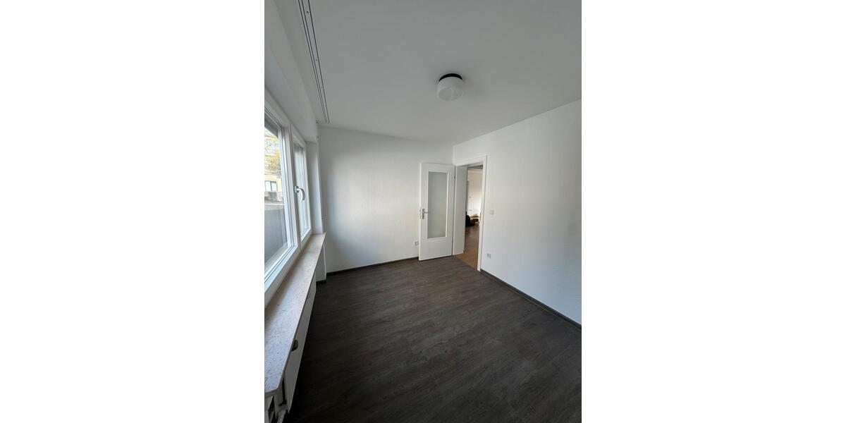 Erdgeschoßwohnung Kirchen (Sieg) - 4 Zimmer, 80 m&sup2;, 800&euro; | Angebot:26074131