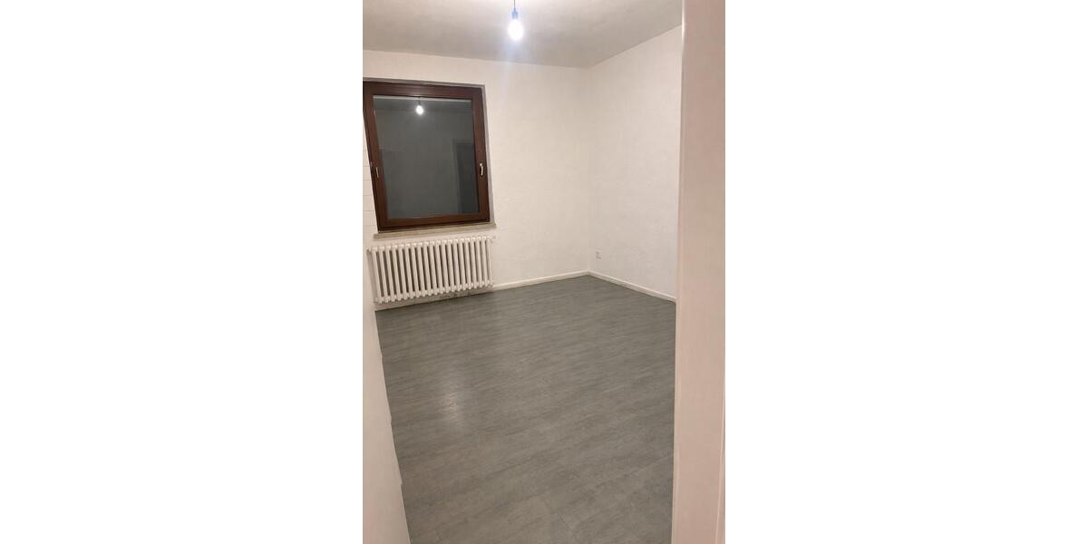 Mehrfamilienhaus, Wohnhaus Wildeck - 4 Zimmer, 120 m&sup2;, 1.450&euro; | Angebot:24897357
