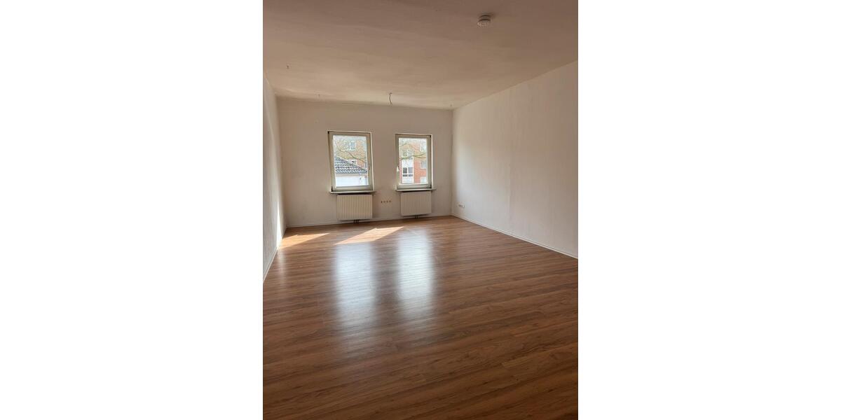 Wohnen auf Zeit Wilhelmshaven - 5 Zimmer, 165 m&sup2;, 300&euro; | Angebot:25956971