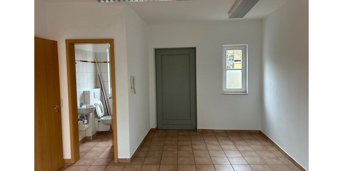 Gewerbeobjekt Butzbach - 1.000&euro; | Angebot:23390352