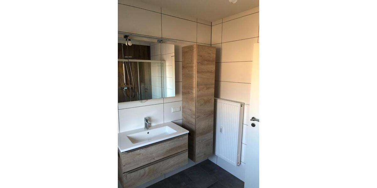 Etagenwohnung Dielheim - 4 Zimmer, 120 m&sup2;, 1.200&euro; | Angebot:25477831