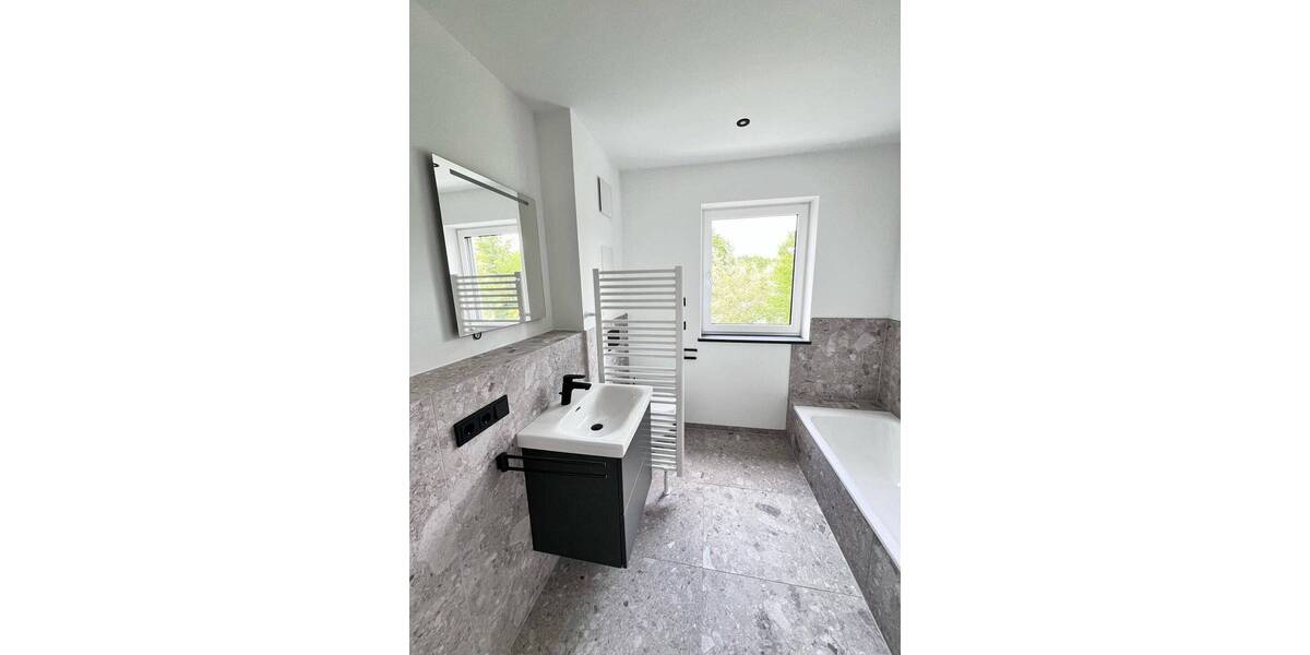 Etagenwohnung Regensburg Konradsiedlung-Wutzlhofen - 2 Zimmer, 68 m&sup2;, 996&euro; | Angebot:26107993