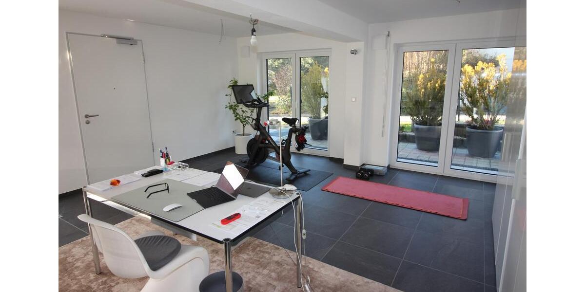 Etagenwohnung Deggendorf - 2 Zimmer, 79 m&sup2;, 940&euro; | Angebot:25080954