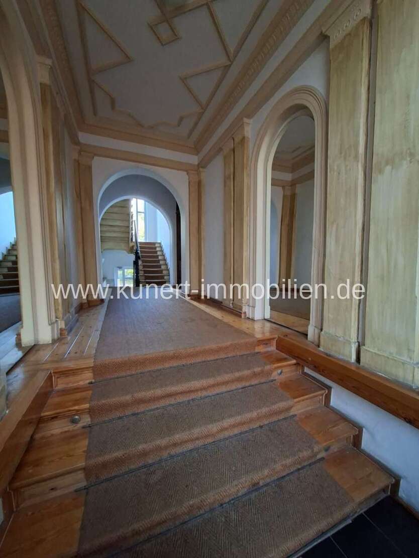 Wohnung zum Mieten in Halle 950 € 121 m² 3 zimmer