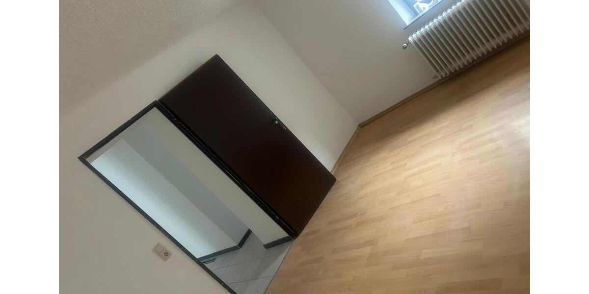 Erdgeschoßwohnung Schwalbach - 2 Zimmer, 60 m&sup2;, 650&euro; | Angebot:25639256