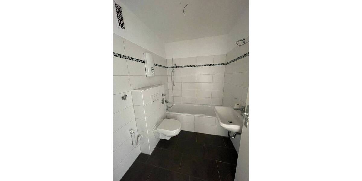 Zimmer Nürnberg Gibitzenhof - 2 Zimmer, 64 m&sup2;, 588&euro; | Angebot:26066622