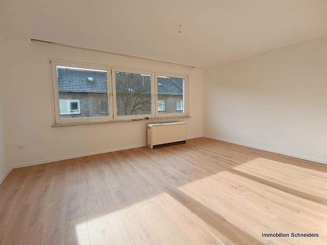 Etagenwohnung Duisburg Untermeiderich - 2 Zimmer, 61 m&sup2;, 500&euro; | Angebot:26723246
