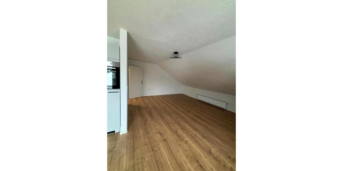 Dachgeschoßwohnung Bopfingen - 4 Zimmer, 85 m&sup2;, 750&euro; | Angebot:26272298