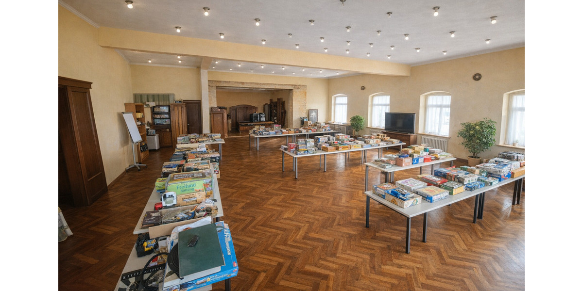 Einfamilienhaus Dresden Cotta - 20 Zimmer, 600 m&sup2;, 1.000&euro; | Angebot:25979464